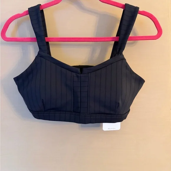 ALO Yoga Black Ribbed Support Sports Bra - Picture 5 of 10